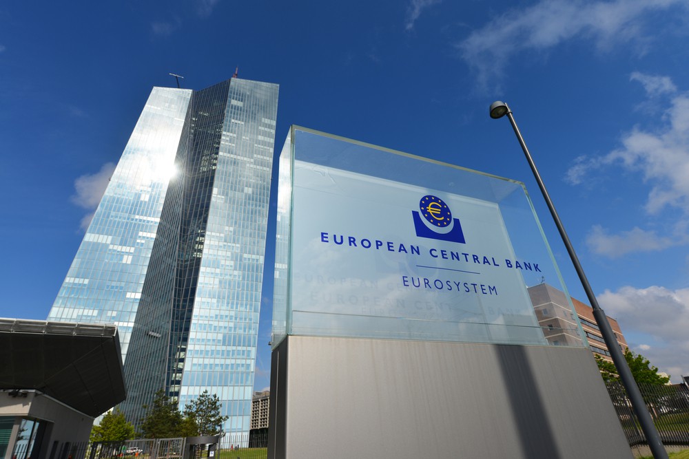 ECB Says Stablecoin Laws Must Be Enforced “With Urgency”