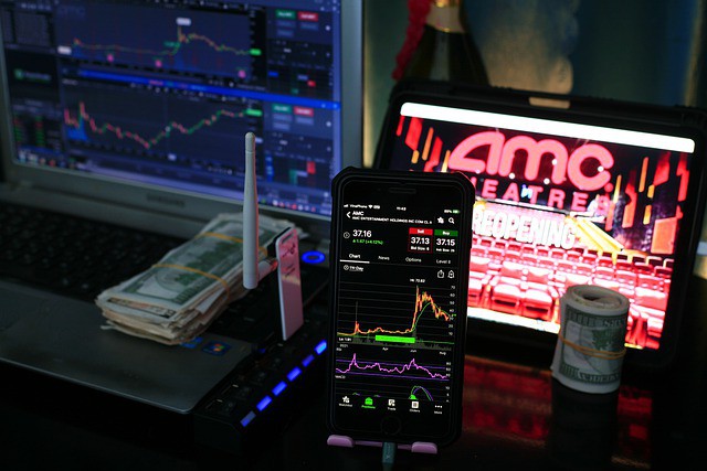 AMC Plans to Start Accepting Digital Currencies as Form of Payment