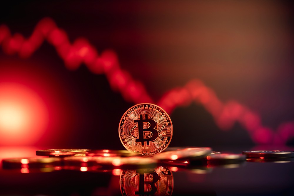 Bitcoin Dips Below $52K in Fresh Market Selloff; Historical Data Hints at Where BTC Could End December